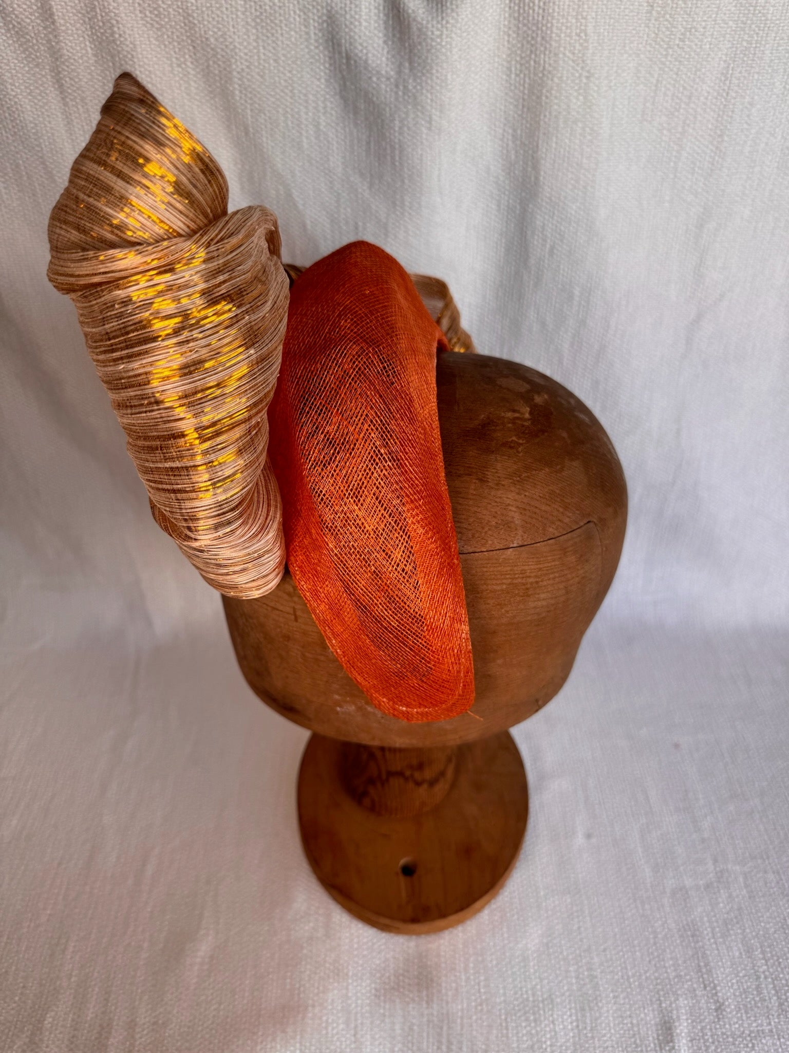 Serre-tête mariage - Gros noeud en Abaca lurex doré - Orange