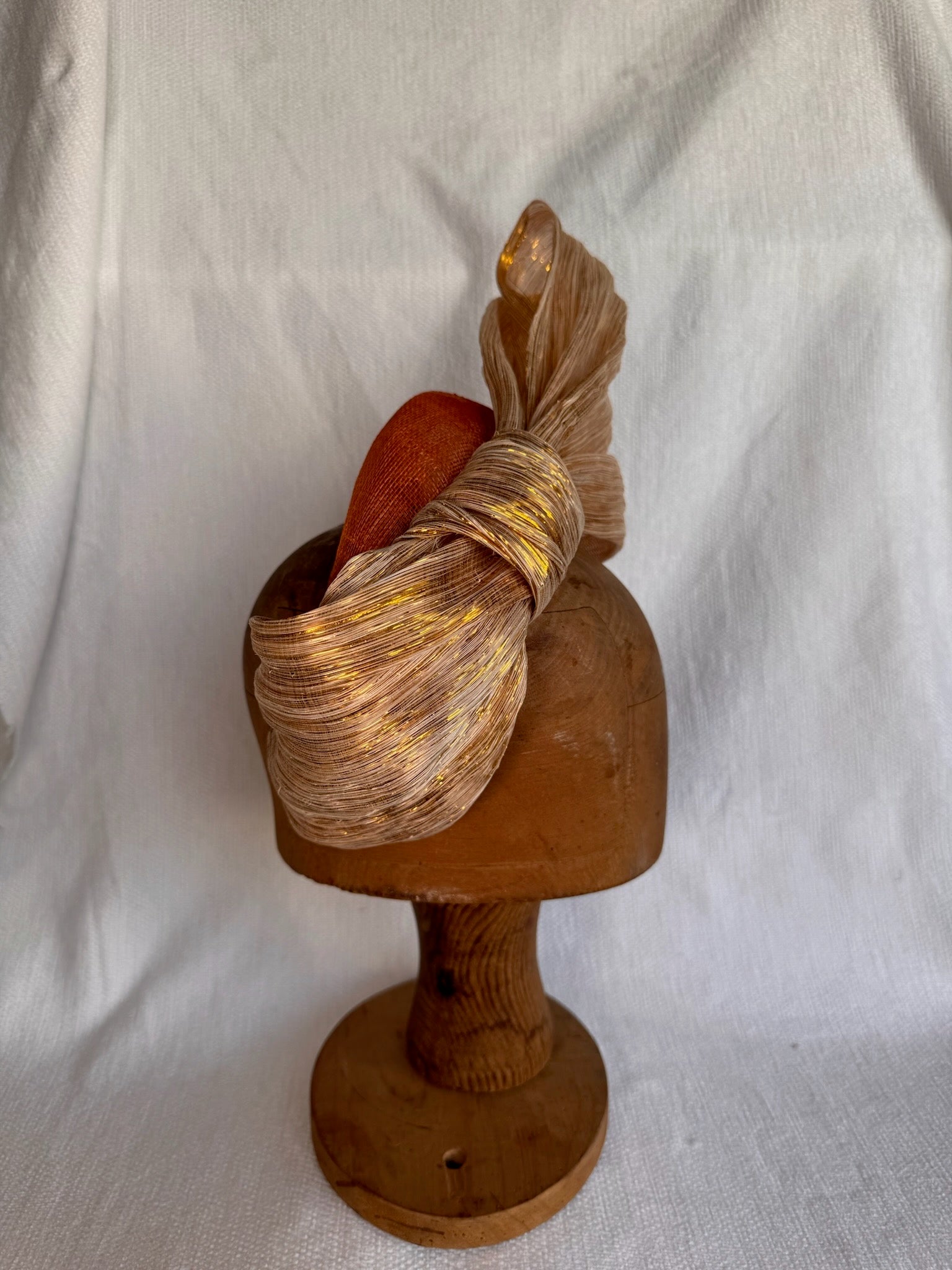 Serre-tête mariage - Gros noeud en Abaca lurex doré - Orange