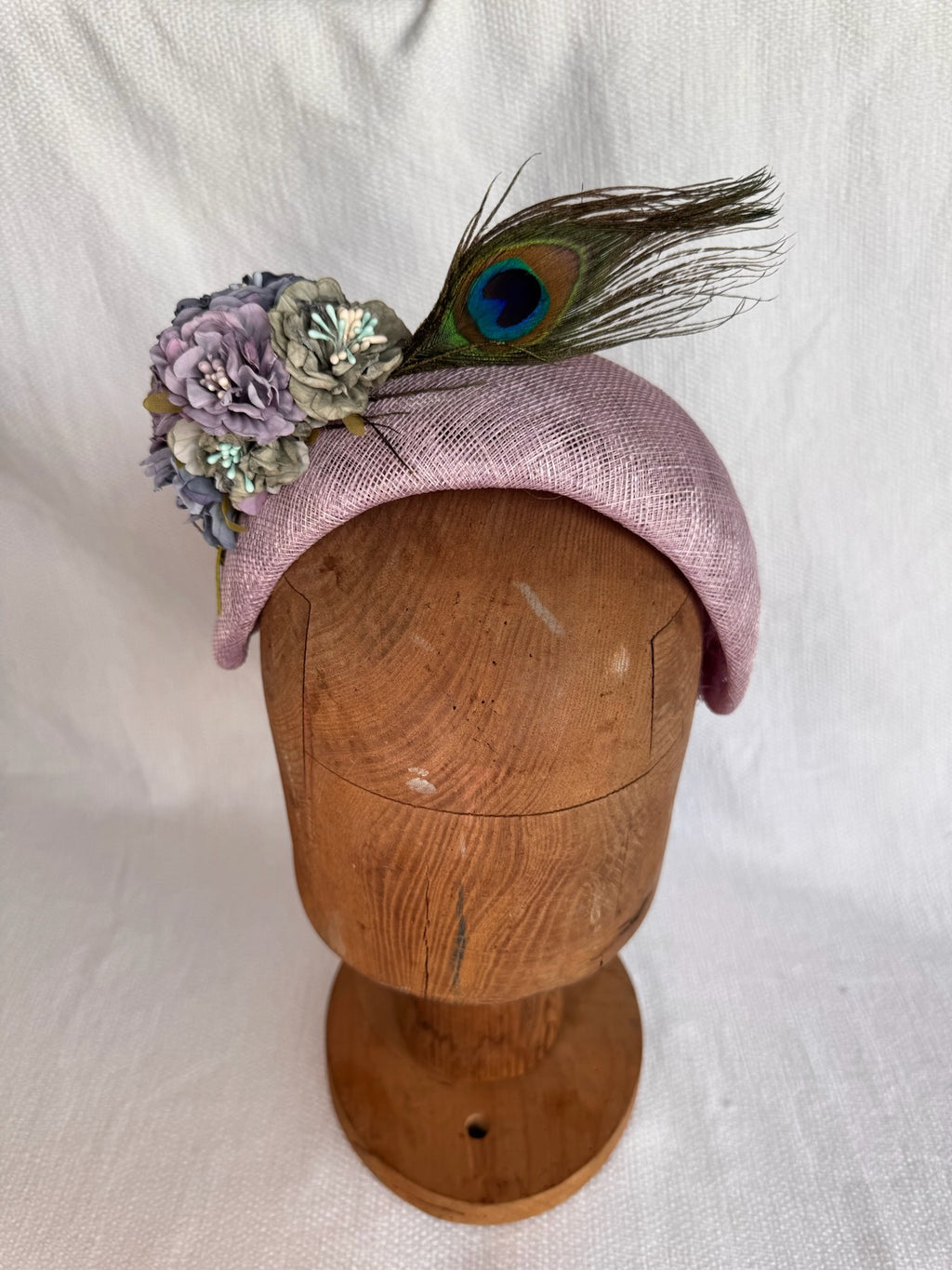 Serre-tête mariage - Fleurs et plume de paon - violet