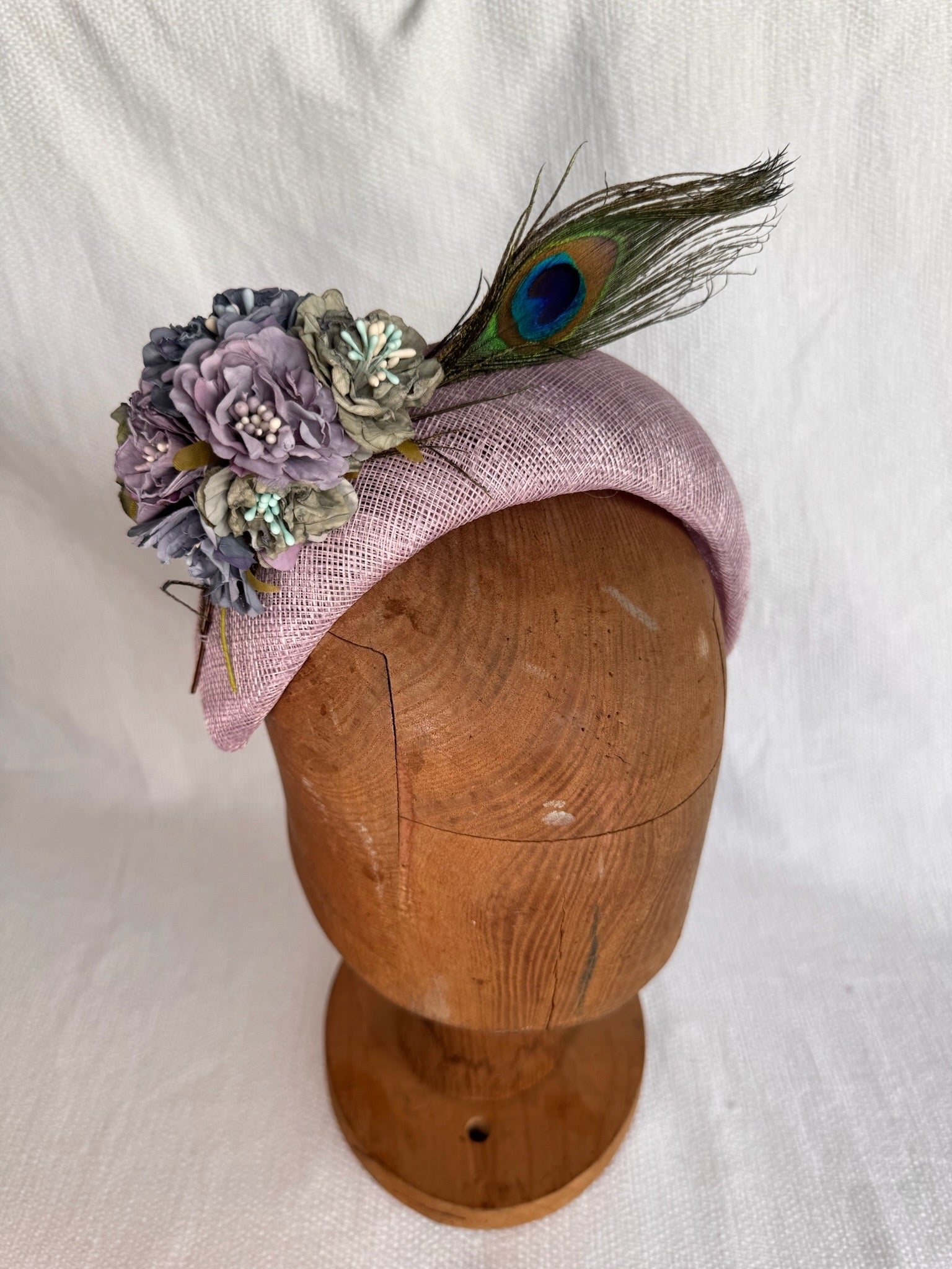 Serre-tête mariage - Fleurs et plume de paon - violet