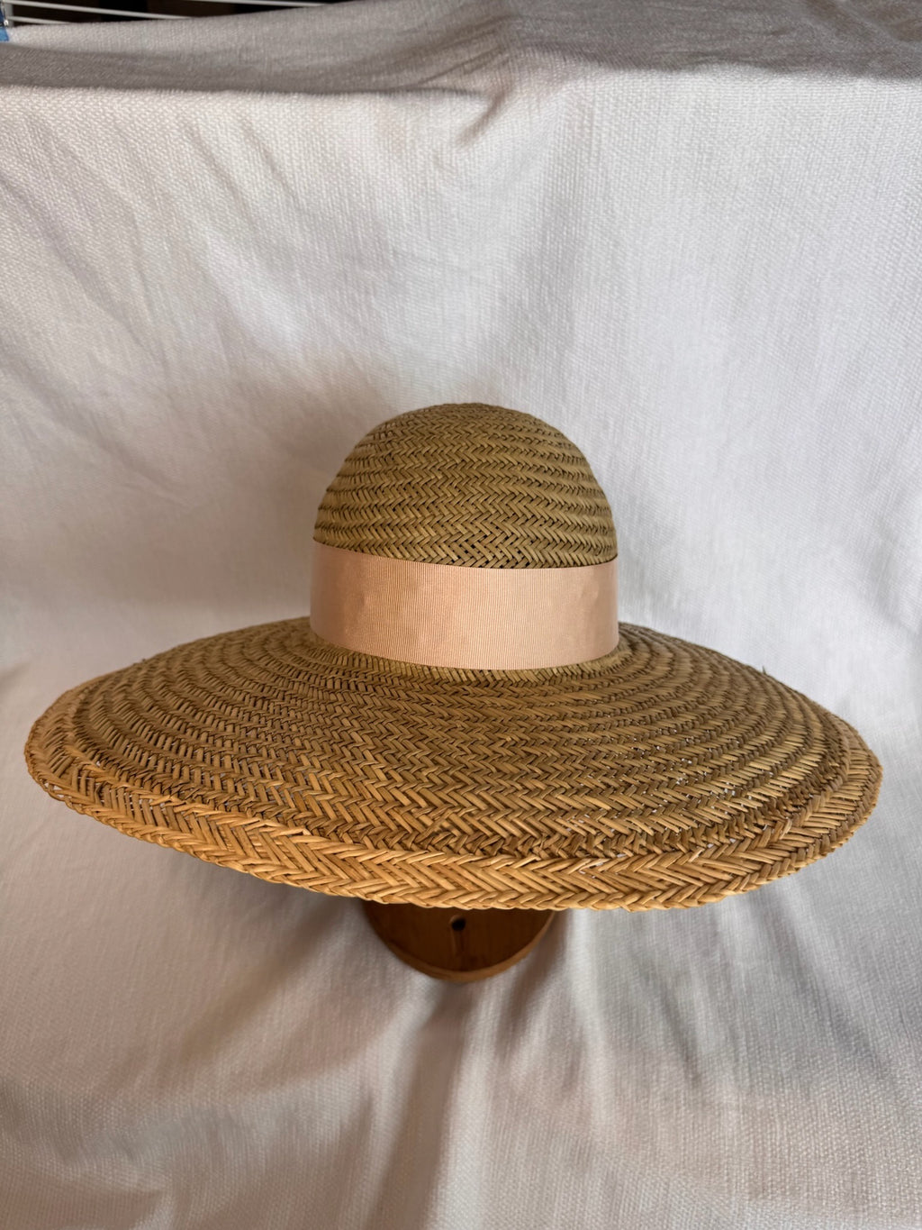 Chapeau en paille - Ruban doré - Sur mesure